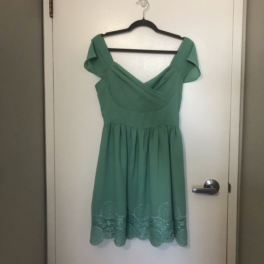 SOIÉBLU | Green Knee-length Garden Party Dress